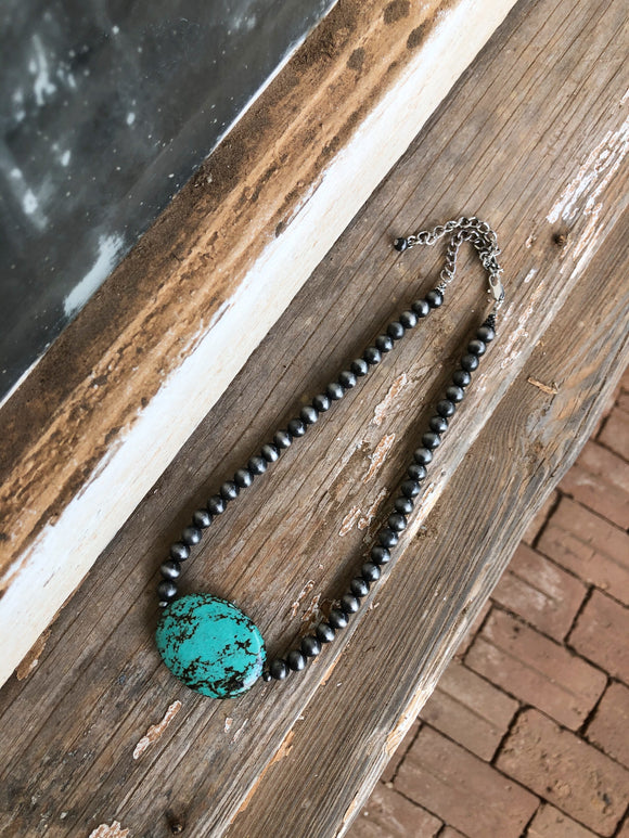 Navajo / Turquoise Short Necklace